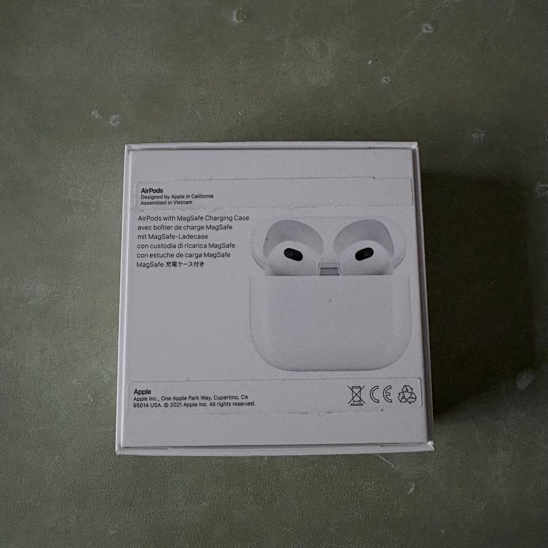 【美品/箱あり】AirPods 第3世代 (2023年3月購入)