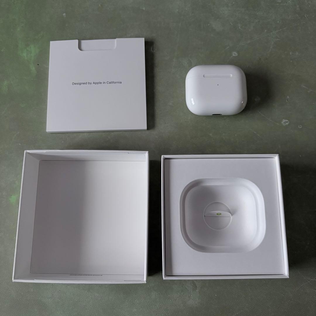 【美品/箱あり】AirPods 第3世代 (2023年3月購入)