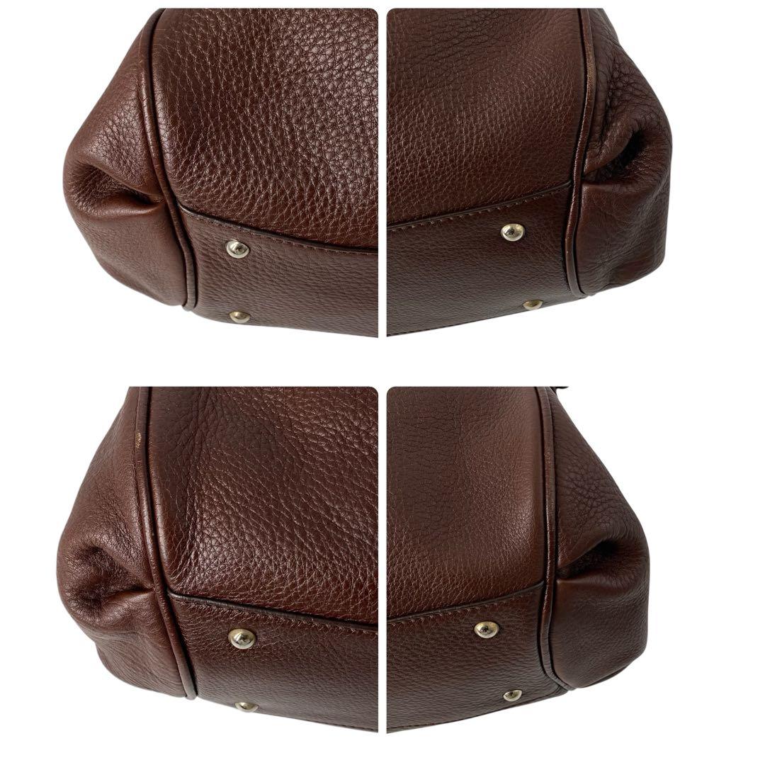 バッグ Ferragamo Gancini leather handbag