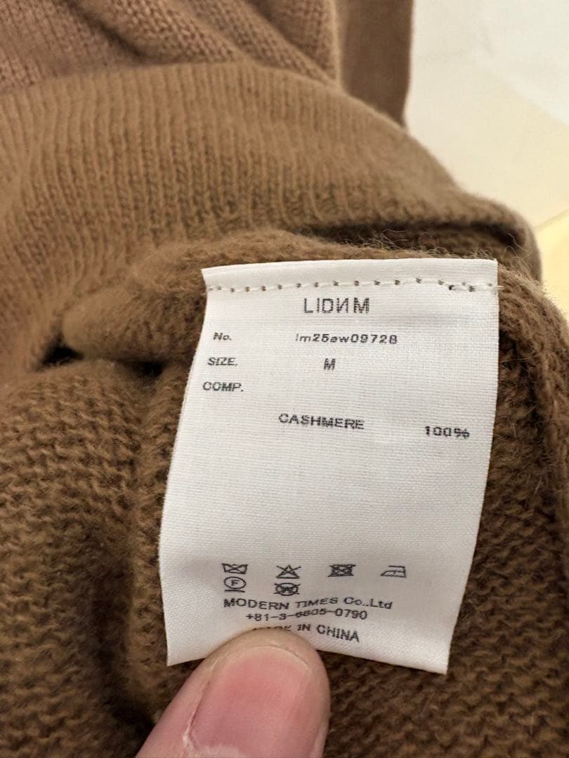 週末限定値下げ　Cashmere Slouch V-neck CAMEL