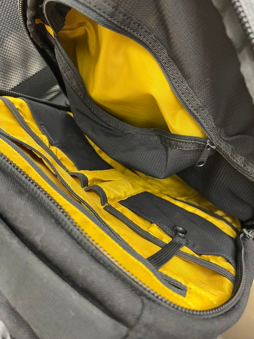WEXLEY ACTIVE 25L ビジネス旅行にも最適
