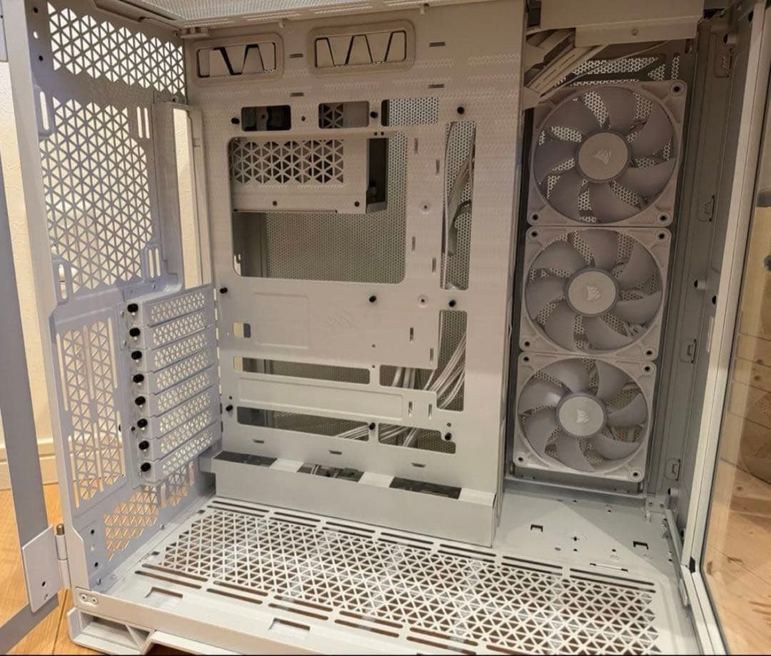 CORSAIR 6500X RGB ホワイト PCケース