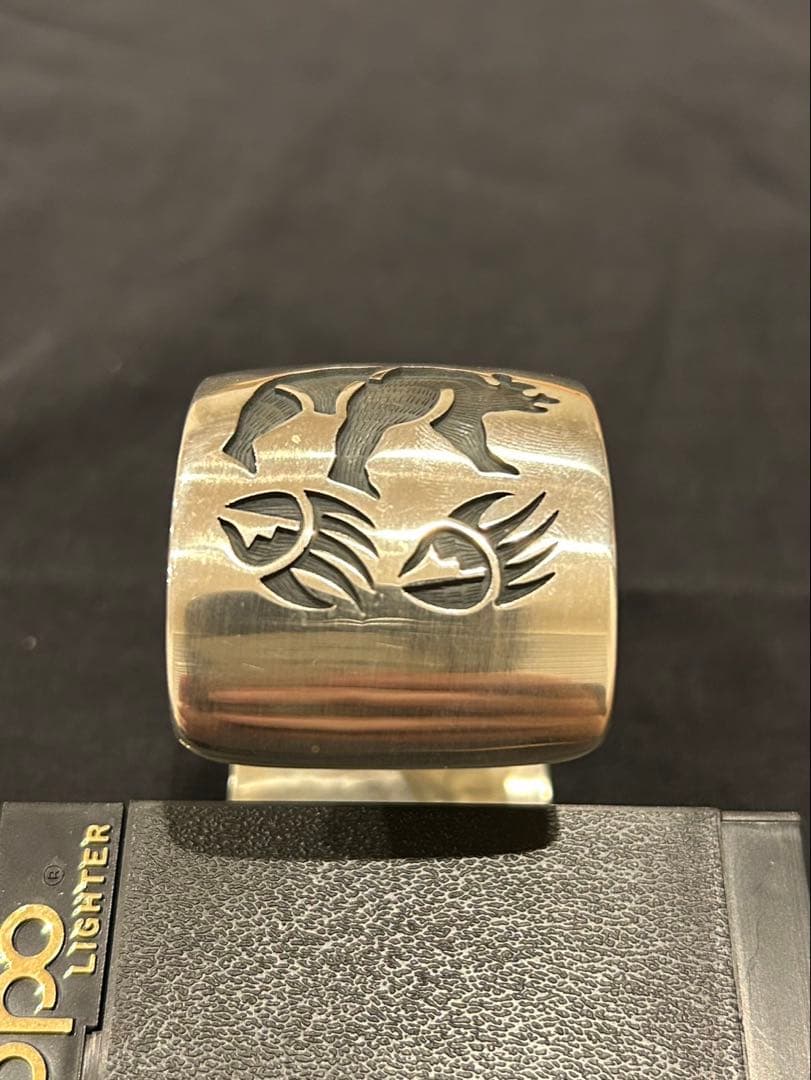 HOPI/ホピ族e Phillips作 オーバーレイ バングル