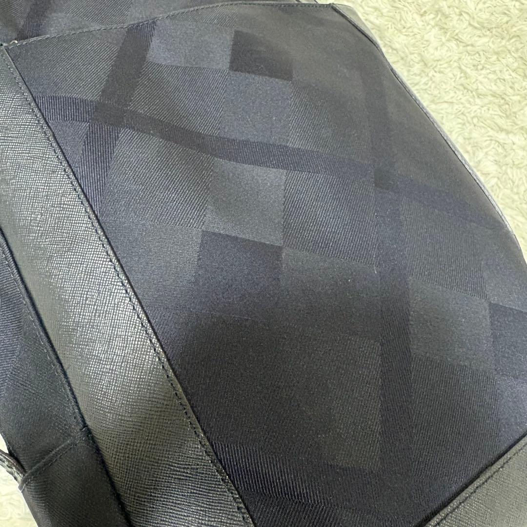 ブラックレーベルクレストブリッジ シャドーチェック リュック