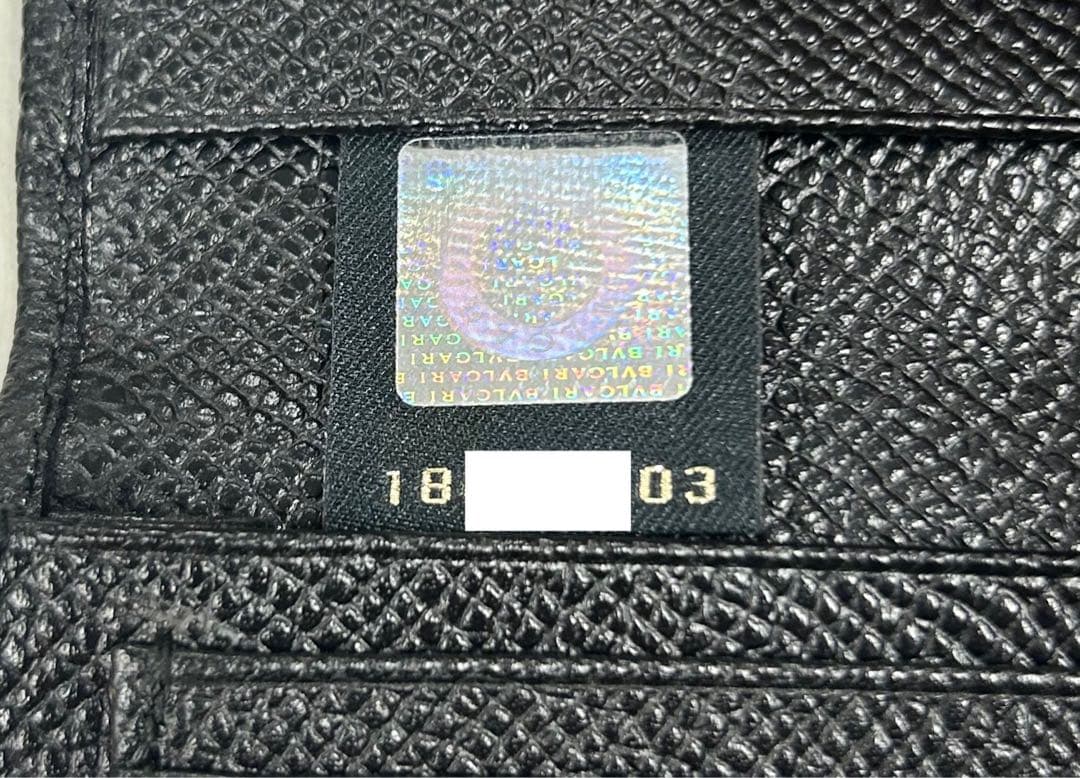 【新品同様】BVLGARI 黒 レザー 名刺入れ　極美品！！
