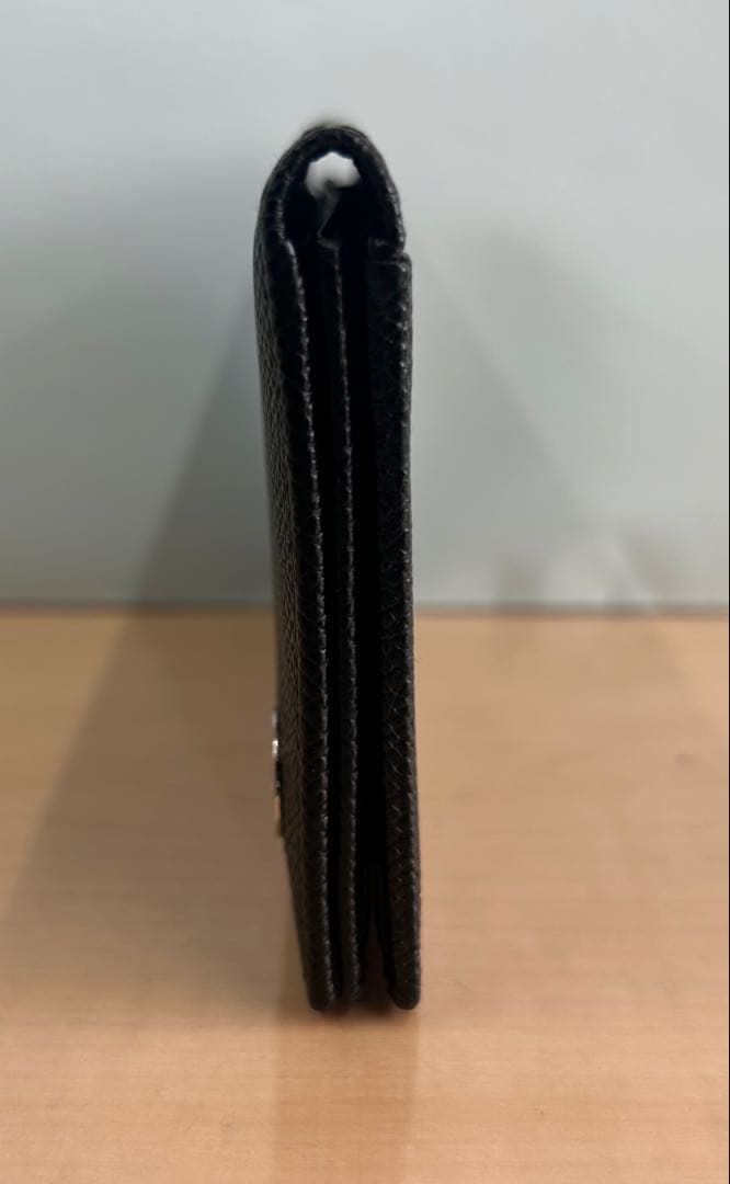 【新品同様】BVLGARI 黒 レザー 名刺入れ　極美品！！