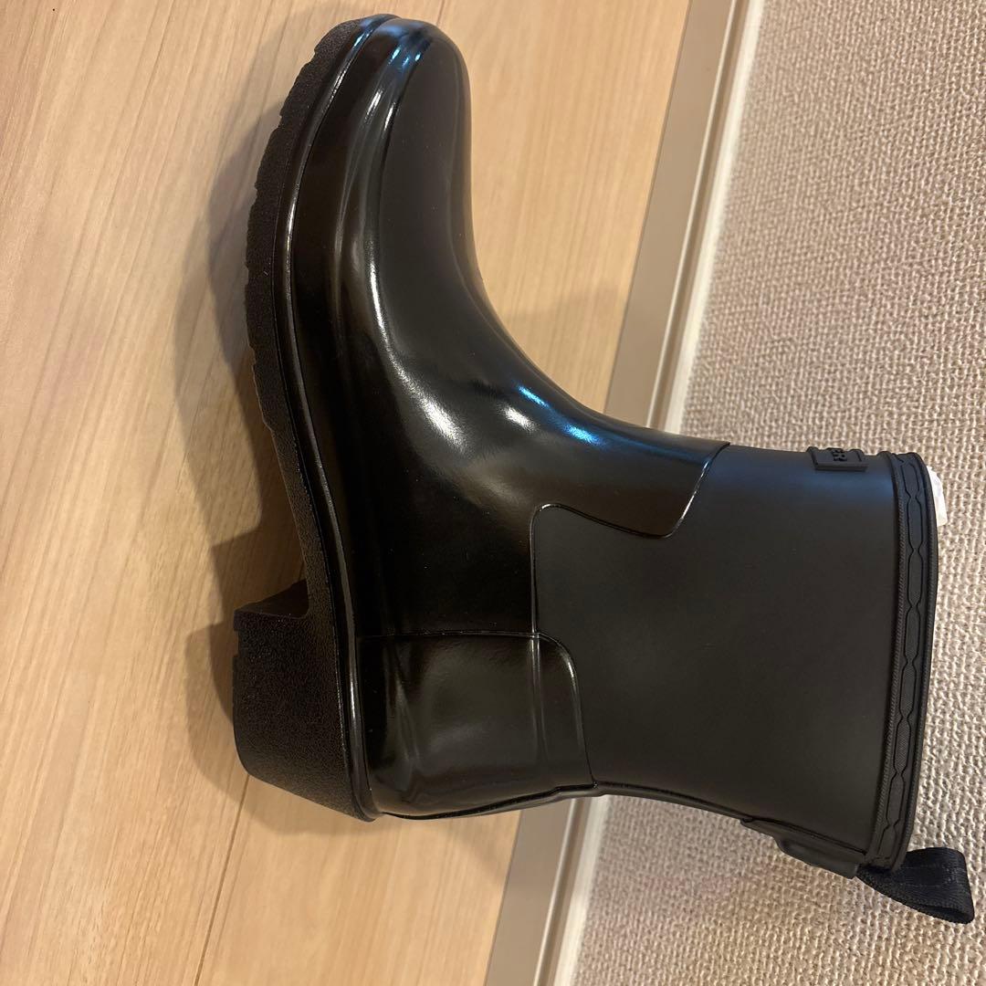 新品HUNTER ブラック ローヒールバイカーグロス