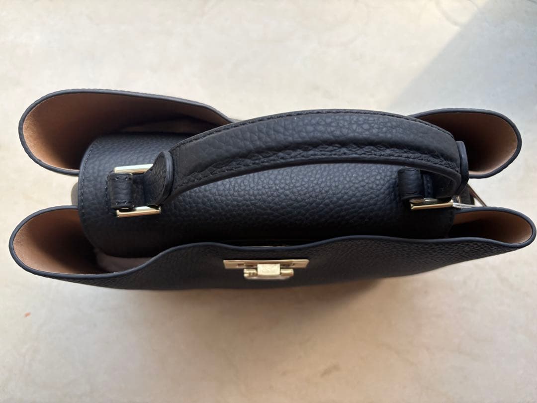 ヘイニ　マロエ　ブラック　ショルダー付き　HAYNI Marollet 本革