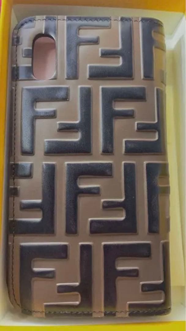 FENDI iPhone10ケース