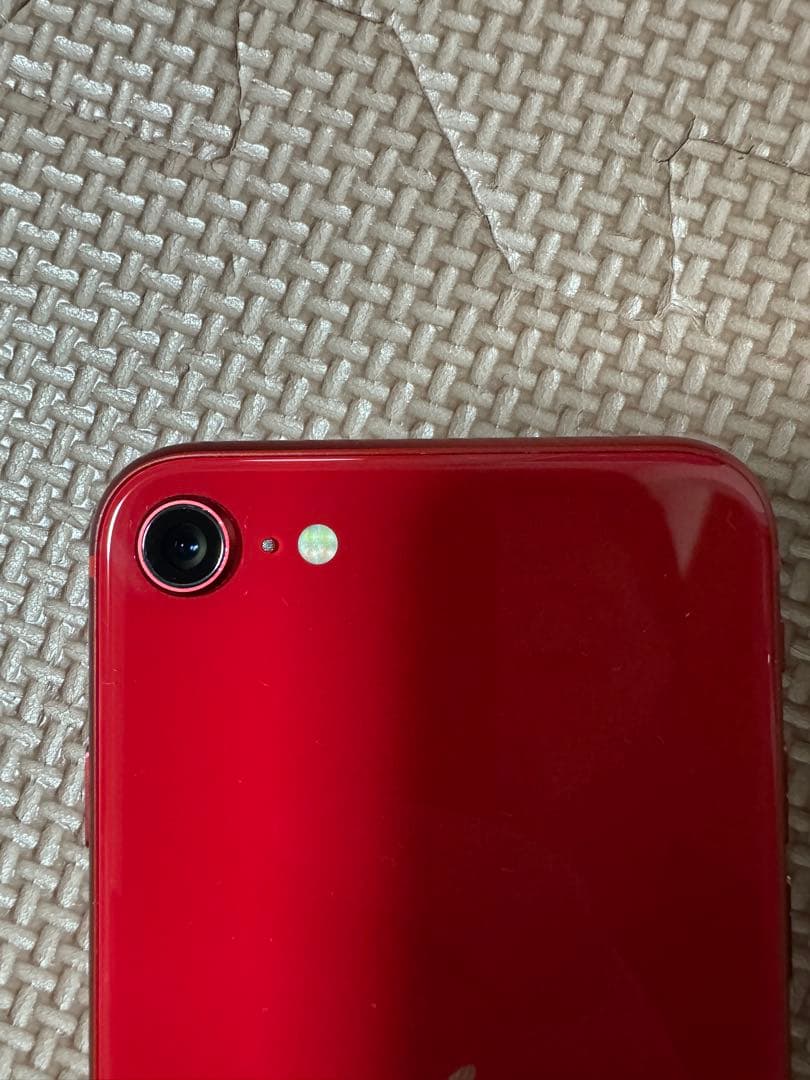 Apple iPhone SE (第2世代) レッド