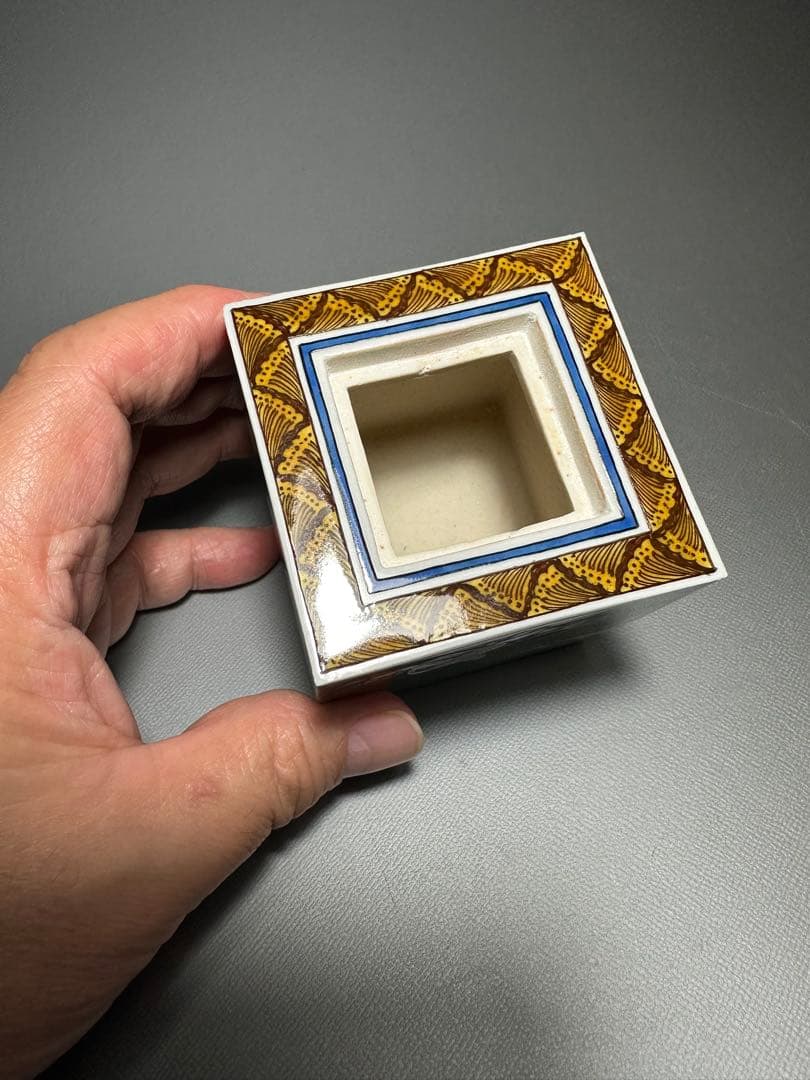 西田伸也　作　色絵群鶴文　香炉　共箱　共布　美品