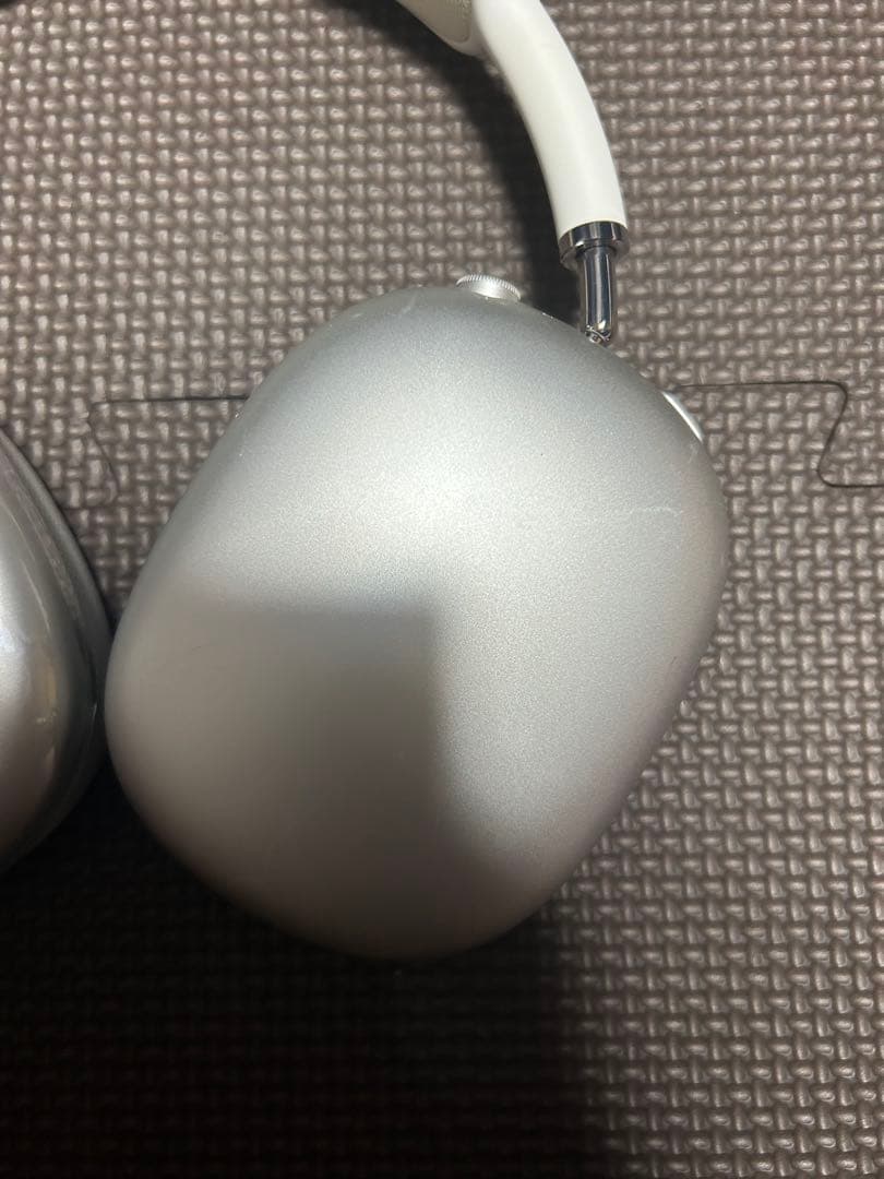 AirPods MAX 最終値下げ早い者勝ち