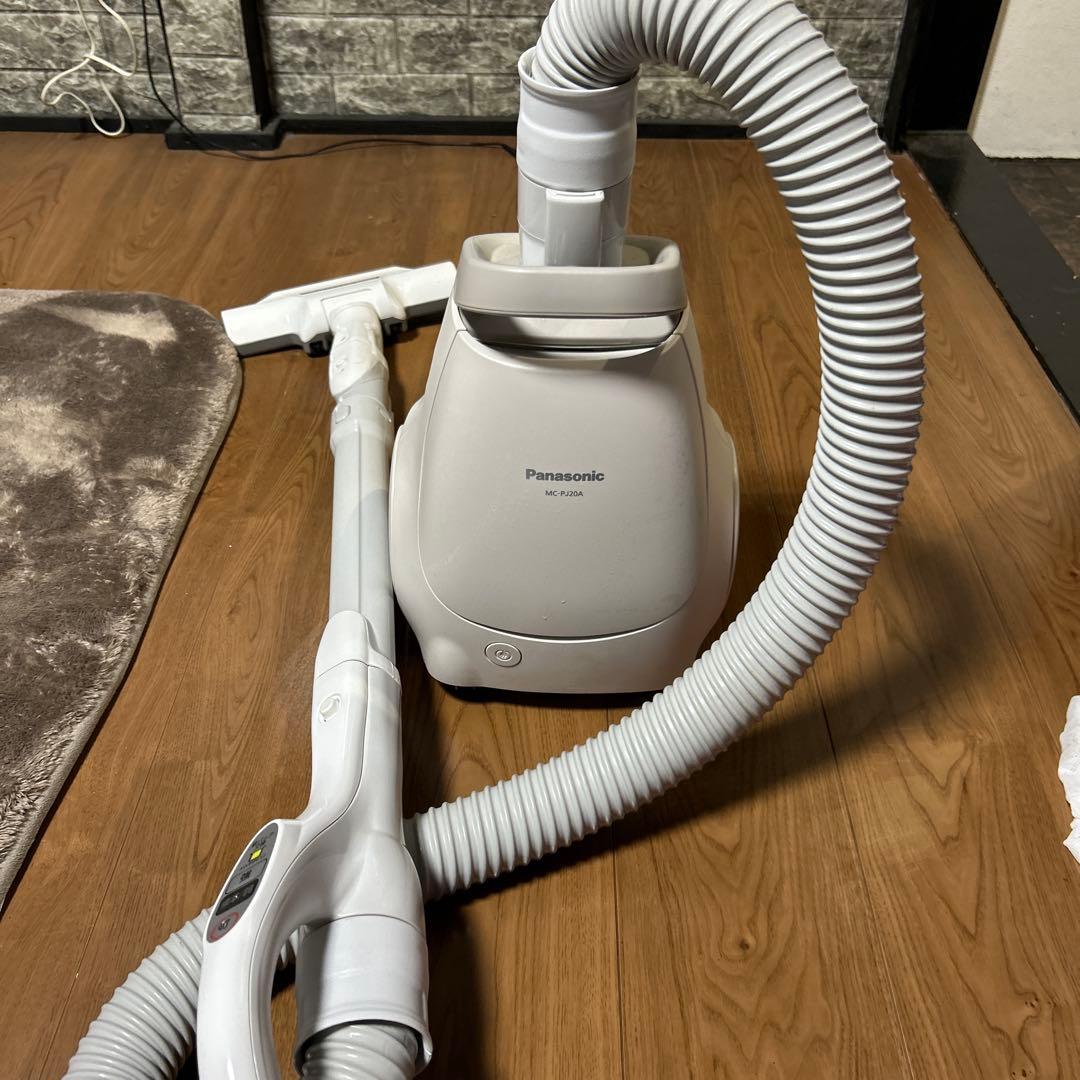 パナソニック紙パック掃除機　MC-PJ20A-C 2021年製
