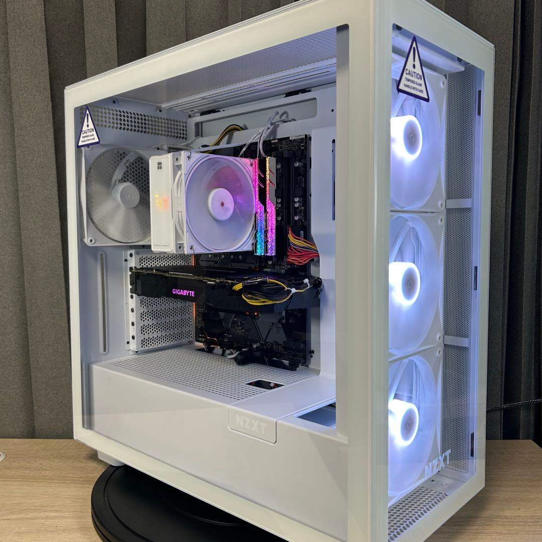 白ゲーミングPC RTX2070 (RTX3060以上) Ryzen 7 1TB