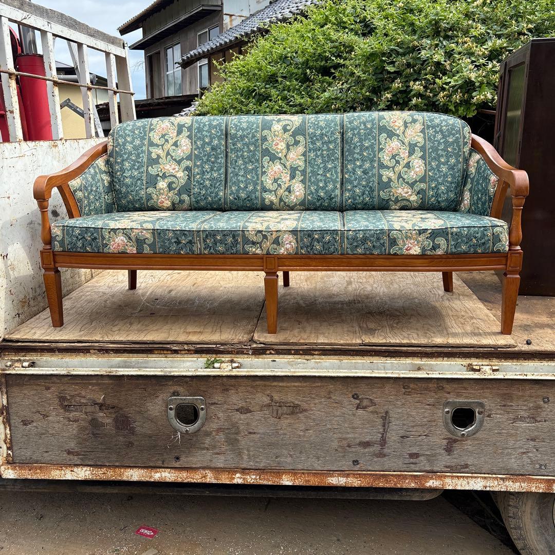 昭和レトロ　カリモク3人掛けソファ