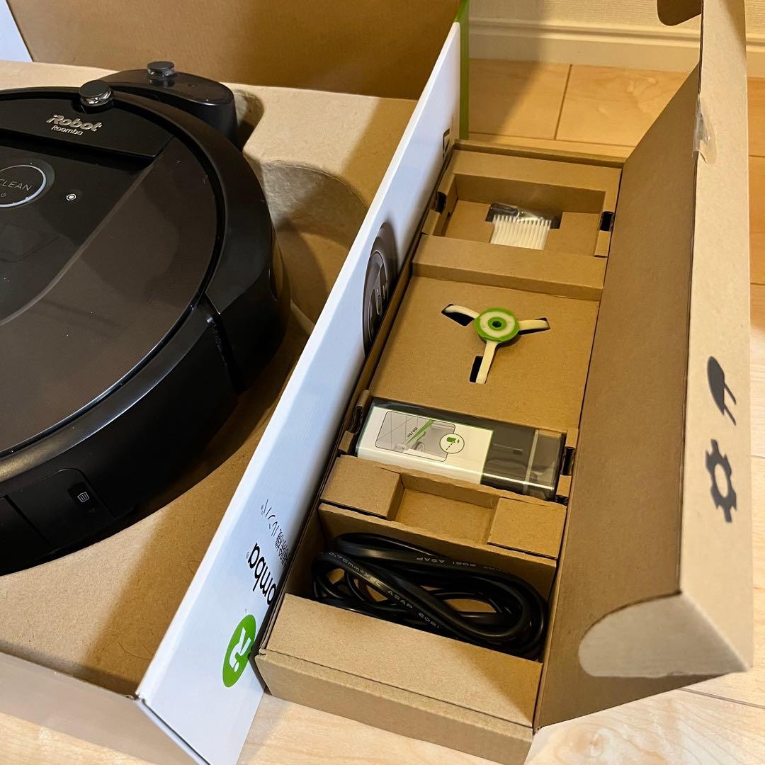 iRobot Roomba i7（アイロボット ルンバ i7）ロボット掃除機