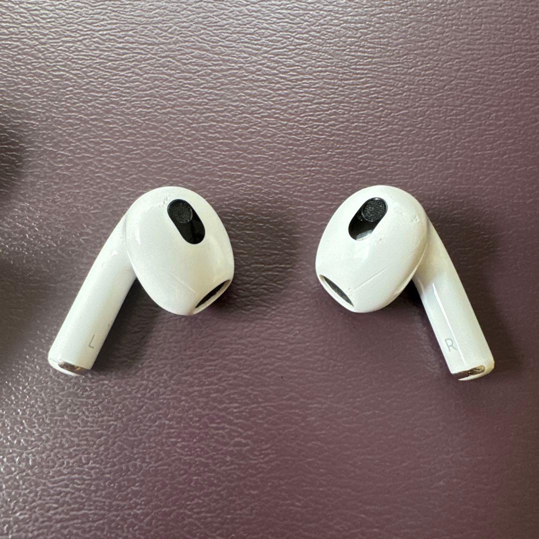 Apple AirPods 本体 充電ケース付き