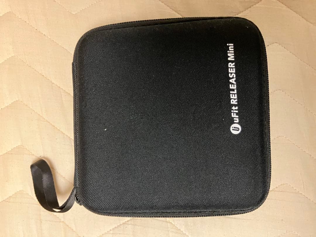 uFit RELEASER Mini マッサージガン