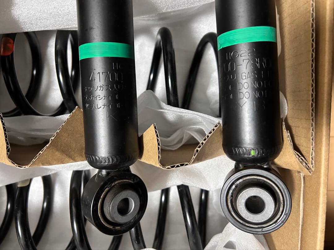 【走行距離852km】スズキ純正 JB74Wサスペンションキット