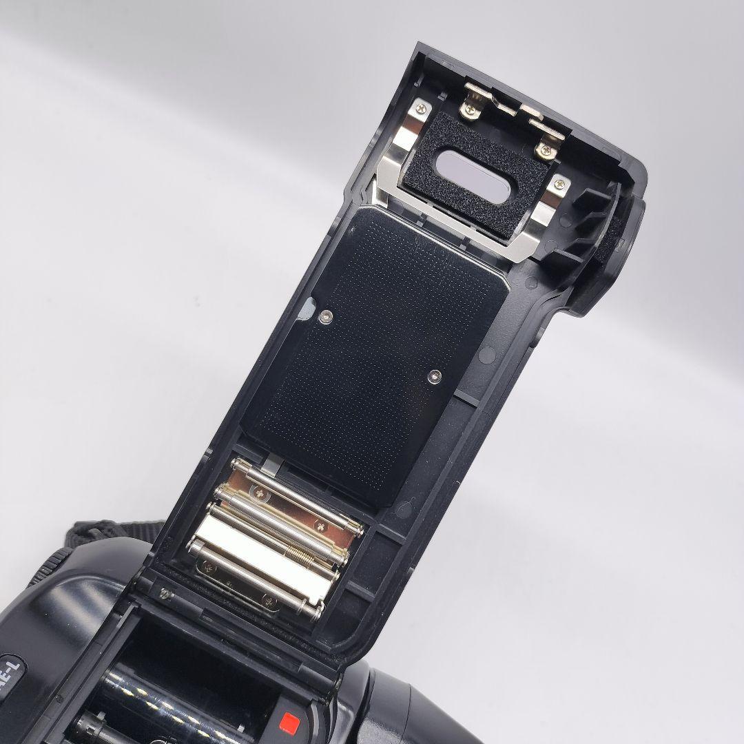 Nikon F90X MB-10バッテリーパック付き