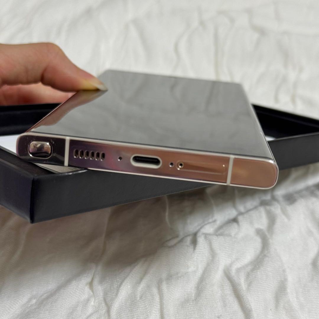 【美品】Galaxy S23 Ultra 256G SIMフリー クリーム