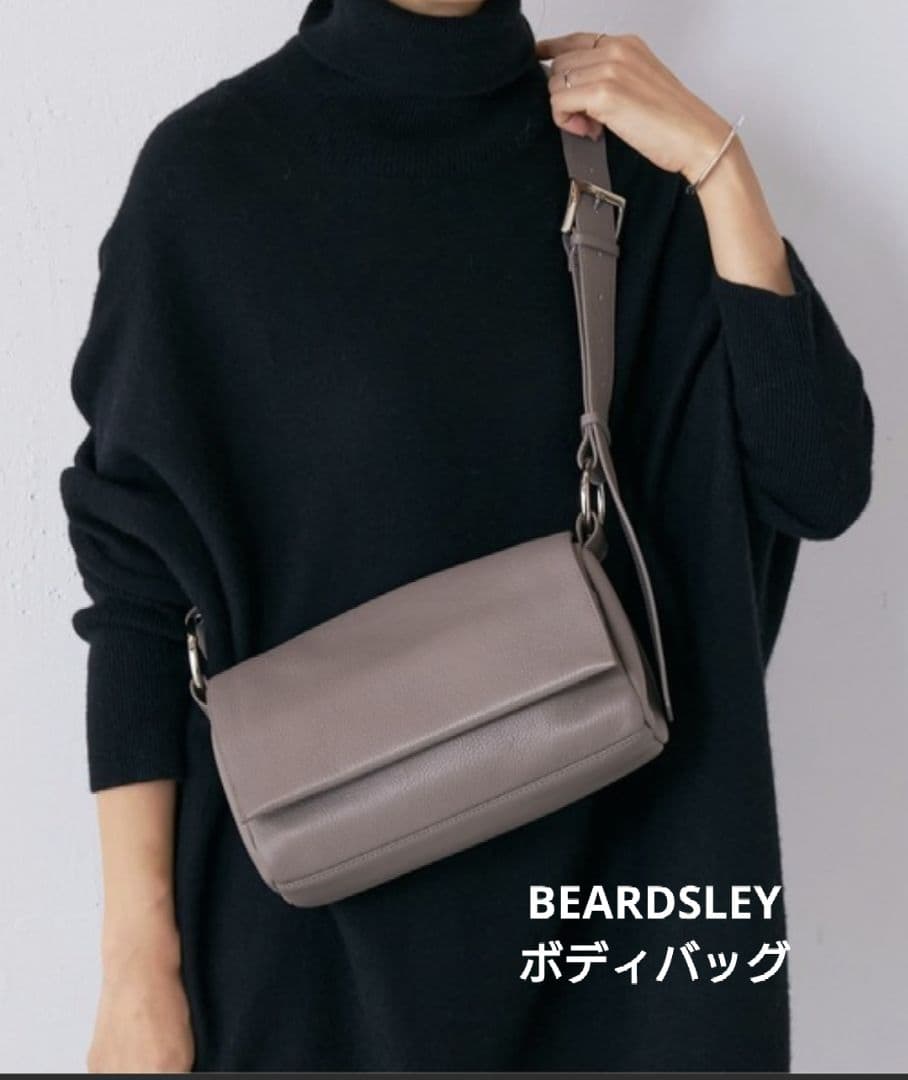 BEARDSLEY レザーボディバッグ　TAUPE