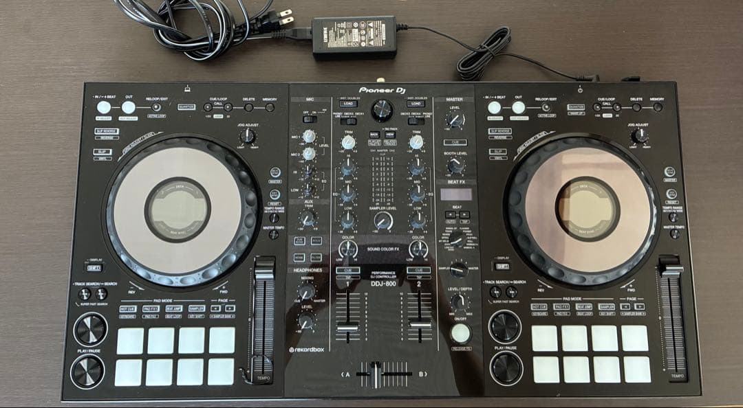 Pioneer DJ DDJ-800 コントローラー