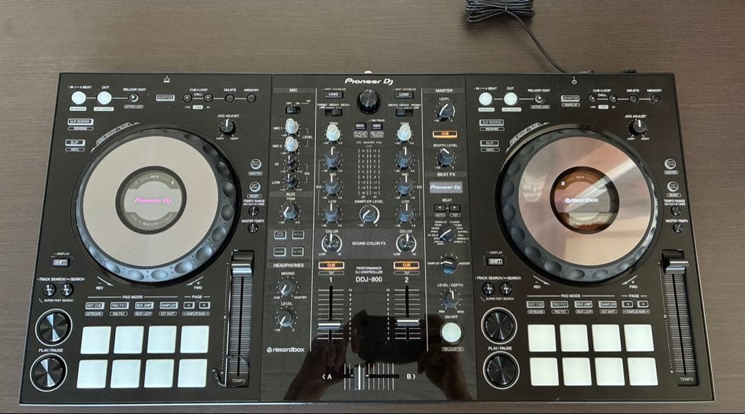 Pioneer DJ DDJ-800 コントローラー