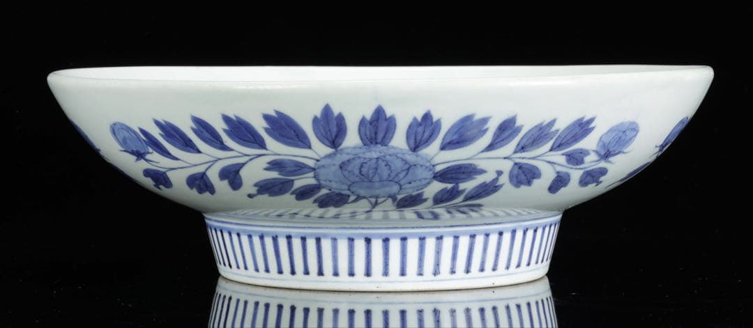 鍋島染付 牡丹文 大皿 藍鍋島 後期鍋島 櫛高台 古伊万里 絵皿 古美術 骨董品