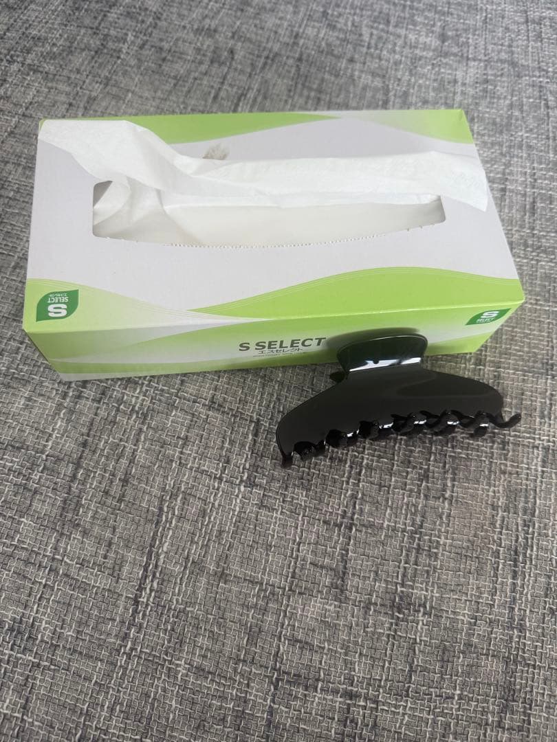 【新品、未使用】ALEXANDRE DE PARIS ブラックヘアクリップ