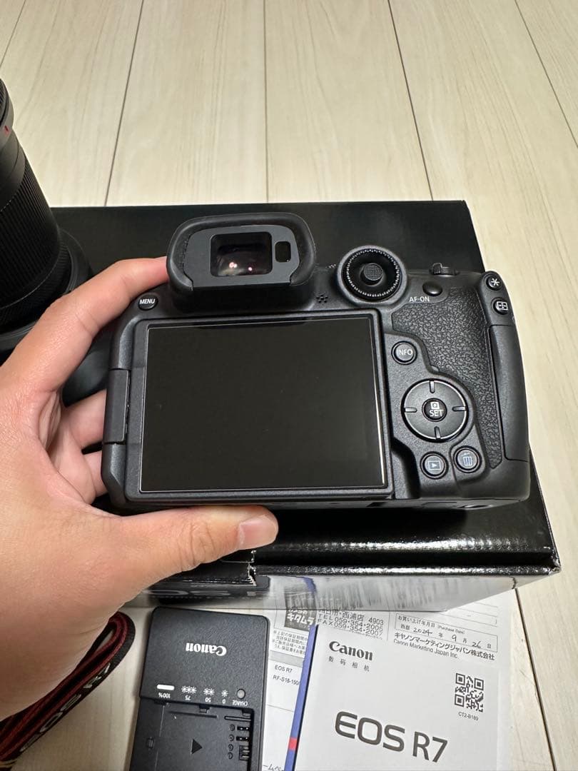 Canon EOS R7 ズームレンズキット