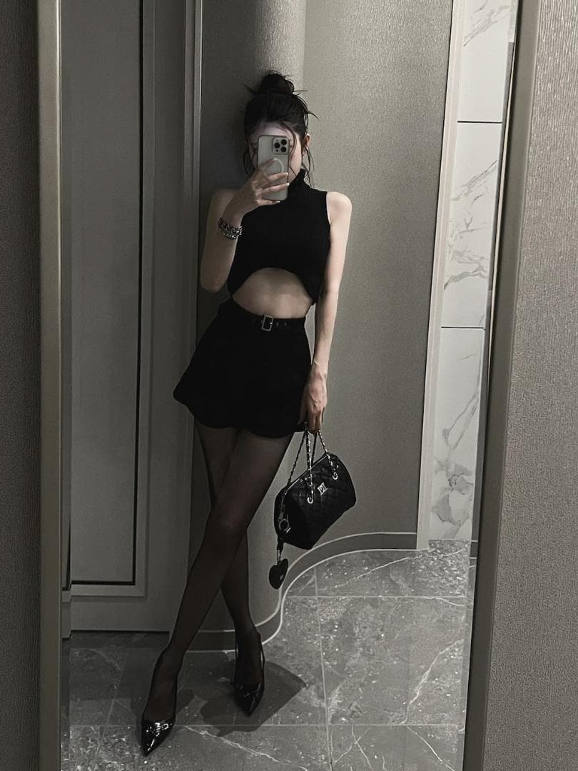 S 新品 入手困難 Darich サイドスリットハイウエストショートパンツ 黒