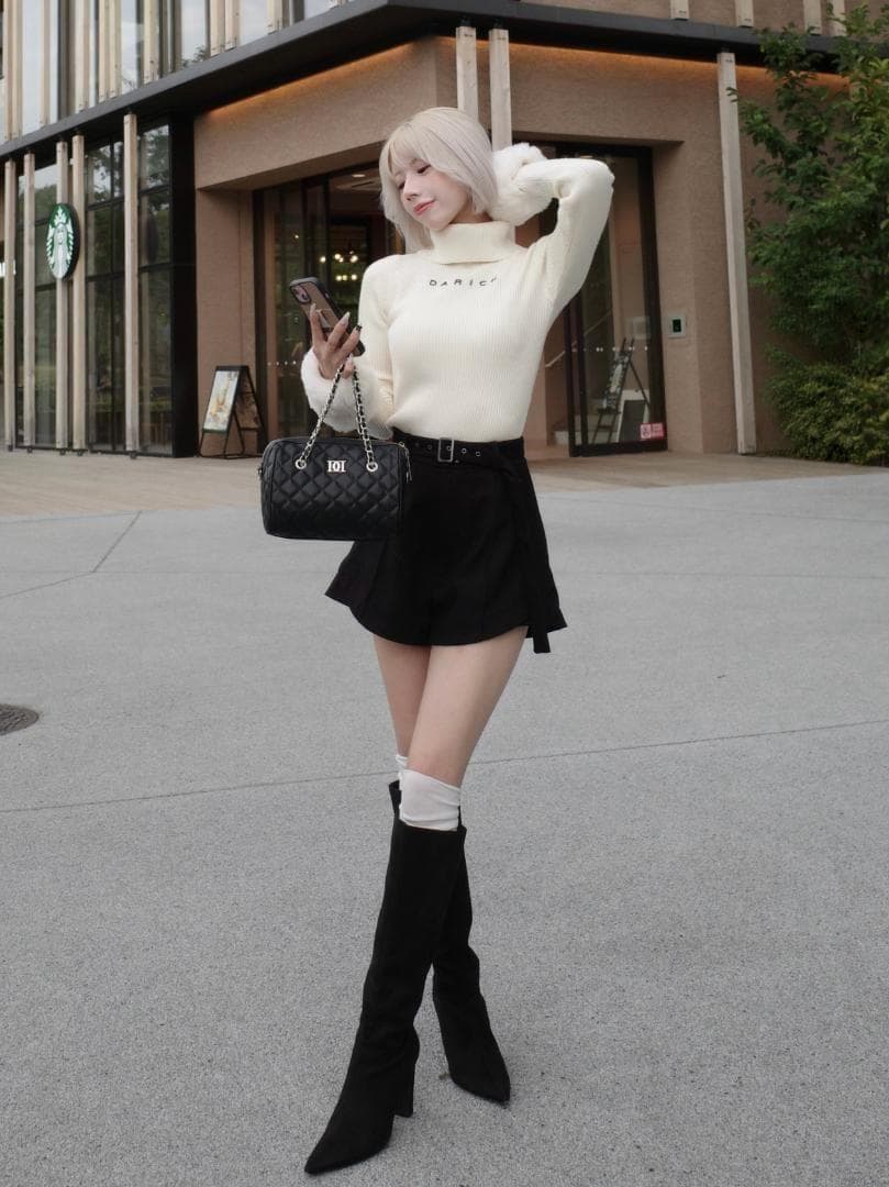 S 新品 入手困難 Darich サイドスリットハイウエストショートパンツ 黒