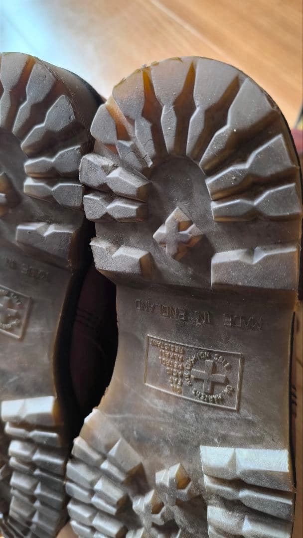 Dr.Martens 10ホール オイルドレザーブーツ 厚底