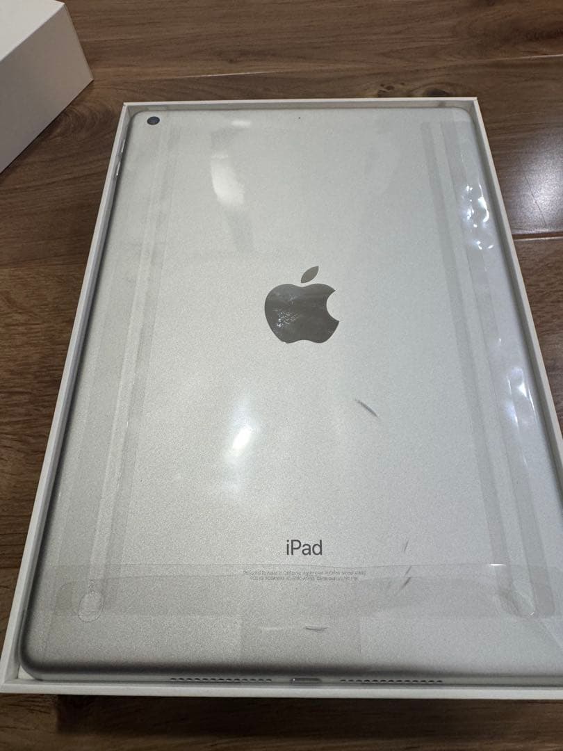 Apple iPad 第6世代 32GB おまけ付き