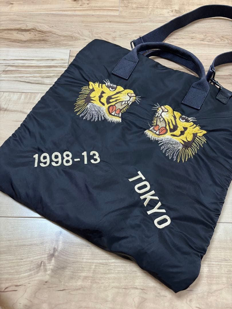 touzibatailor東洋×BEAMSBOY ヘルメットバック黒　虎