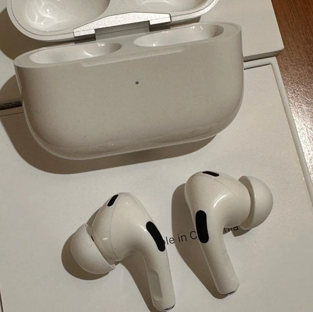 【正規品/美品】AirPods Pro第2世代T73KG MTJV3J/A