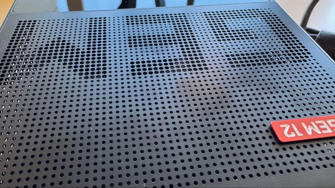 ミニPC Ryzen 7 8845HS 32GBメモリ 1TB SSD AI