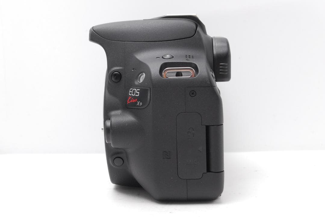 【新品級美品】Canon Kiss X9　ダブルレンズ　WiFI搭載　直感的撮影