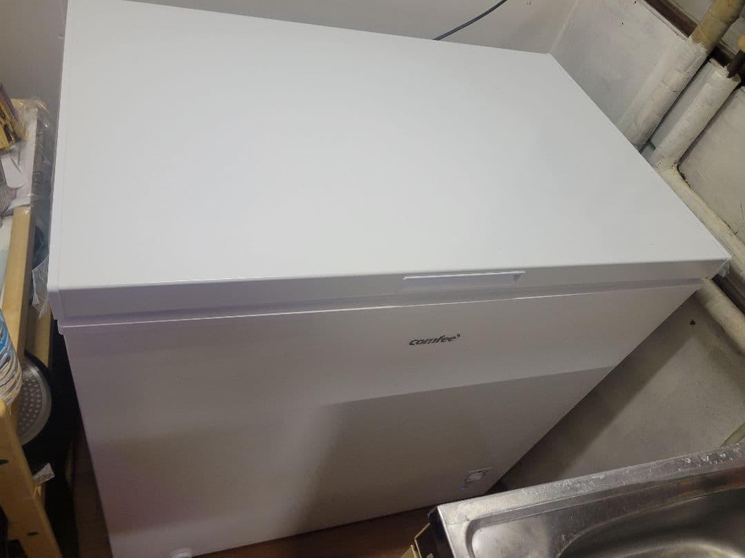 大容量 冷凍庫 LED照明付き