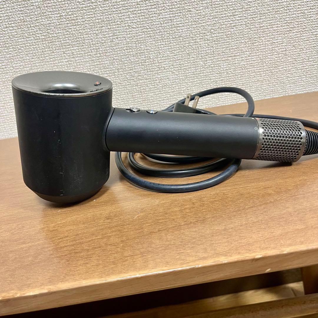 【美品】Dyson Supersonic ドライヤー ブラックHD01
