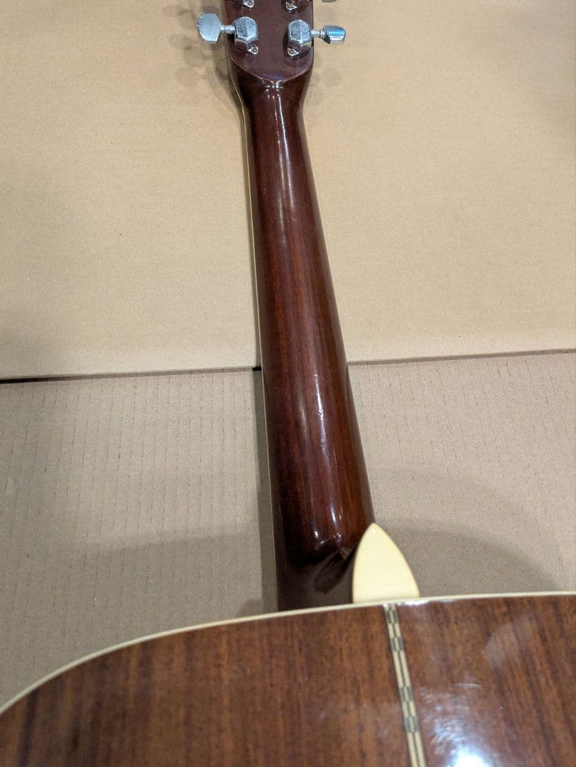 お*め様 Morris モーリス W-25 楕円幌馬車 アコースティックギター