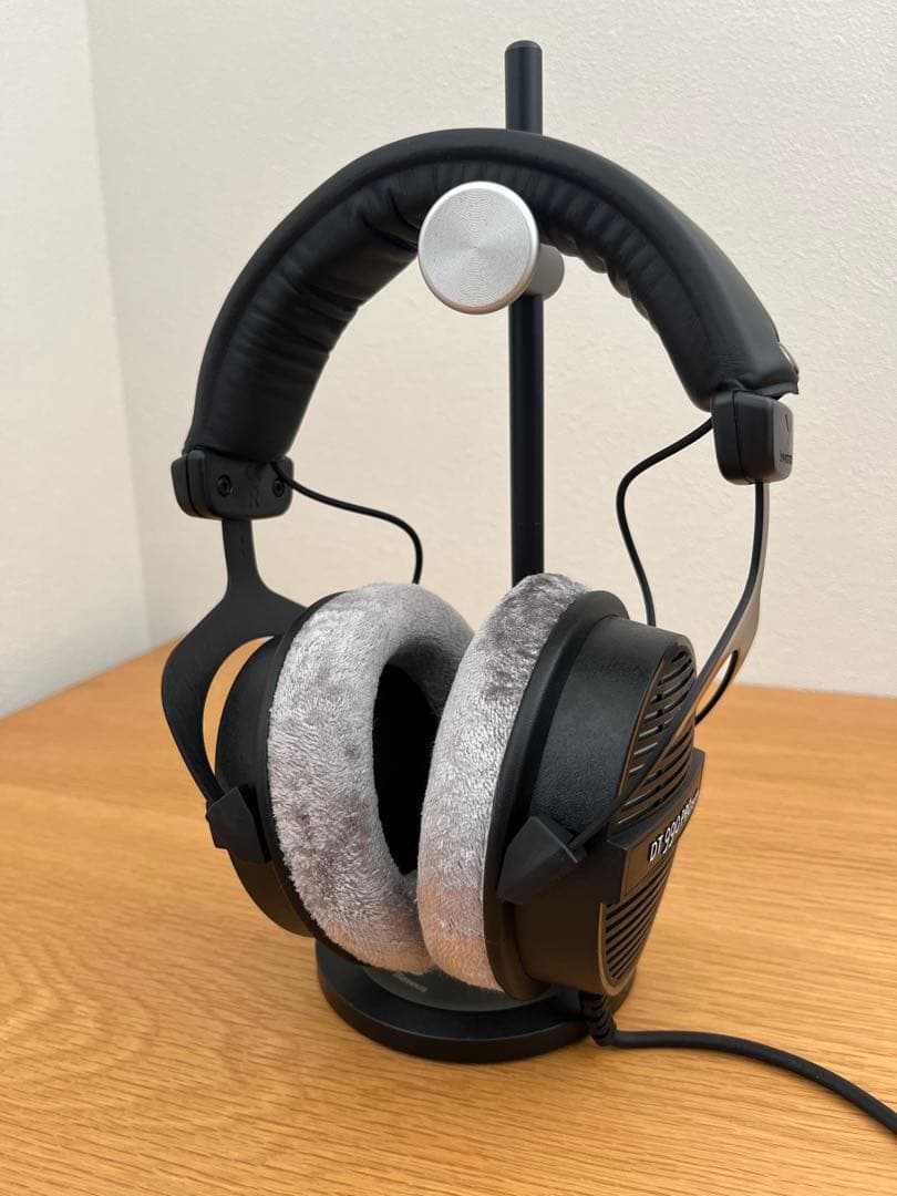 新品同様 beyerdynamic DT990 PRO ヘッドホン 250Ω