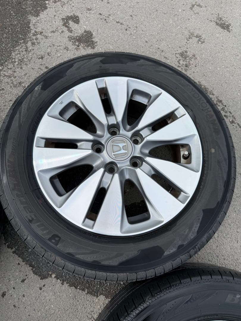 ステップワゴンRK5 後期純正16インチ