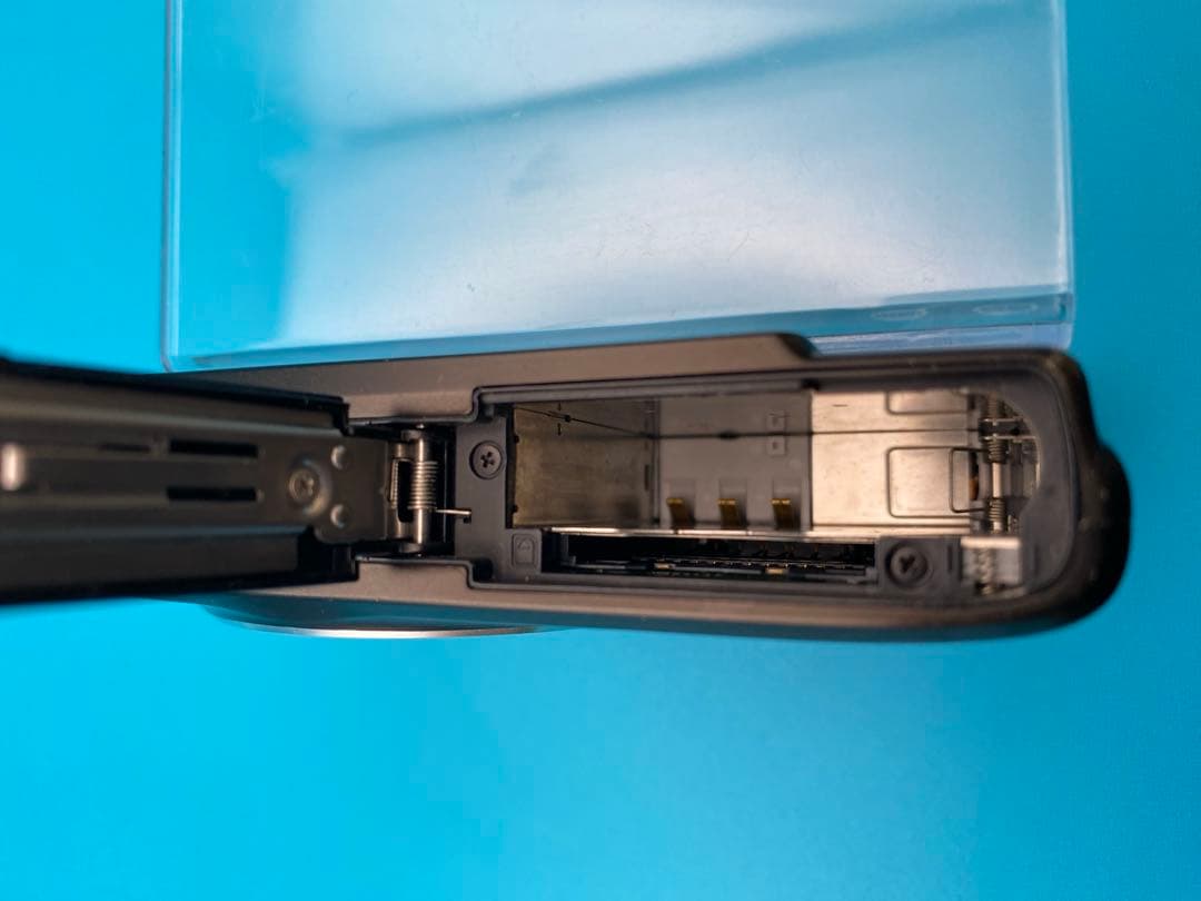 デジタルカメラ 206-7 CASIO EXILIM EX-Z300