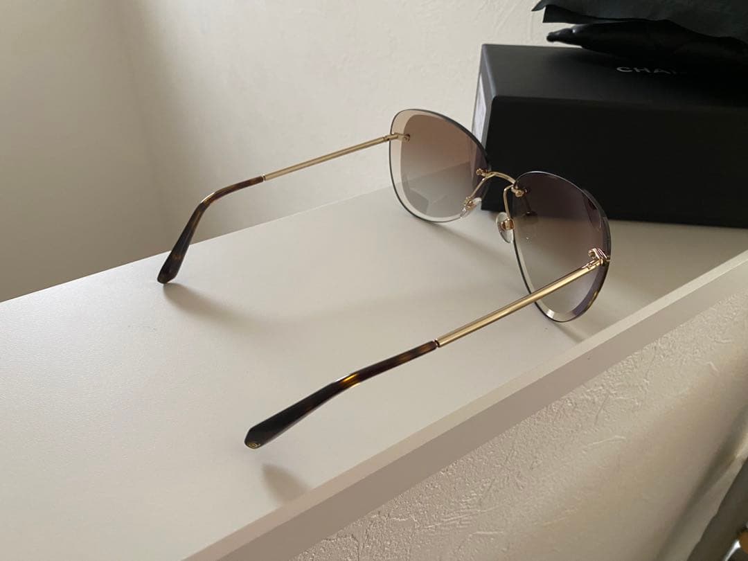 CHANEL 新品 サングラス ミラー 未使用 ケース付　べっ甲