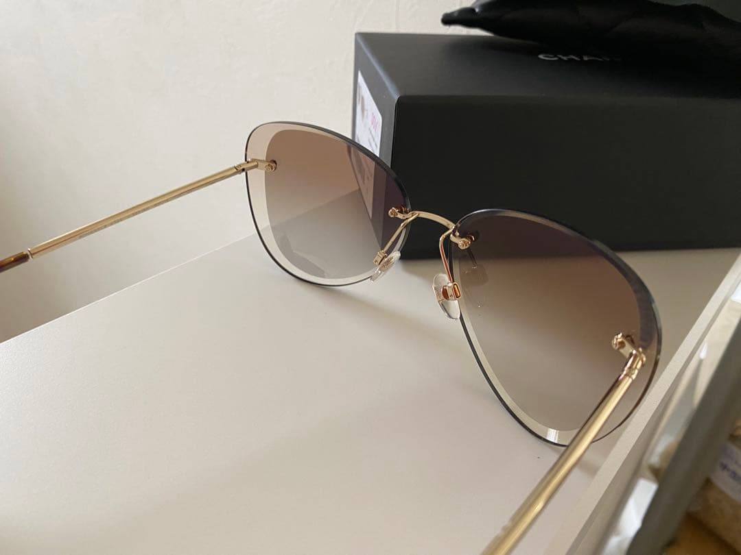 CHANEL 新品 サングラス ミラー 未使用 ケース付　べっ甲