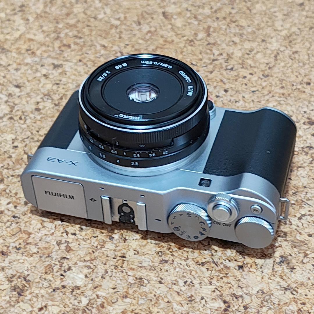 Fujifilm X-A3ミラーレス一眼 レンズつき