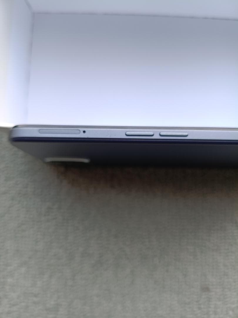 Oppo A73 ネービーブルー