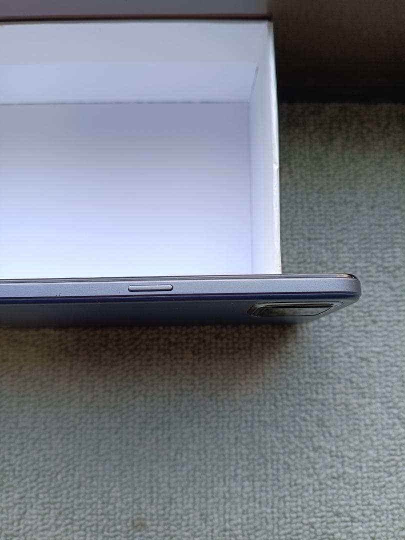 Oppo A73 ネービーブルー